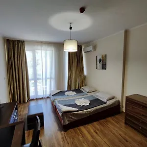  Apartment Europroperties Golden Line